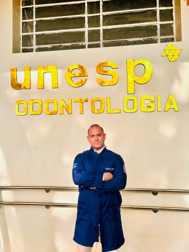 Dr. Matheus Dutra, cirurgião-dentista formado pela UNESP